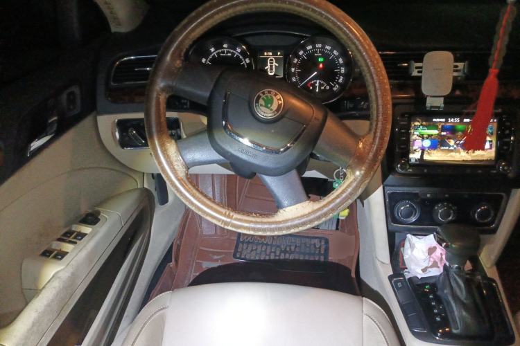 Used Skoda Superb 2012 1.8TSI Automatic Elegant Edition Steering Wheel