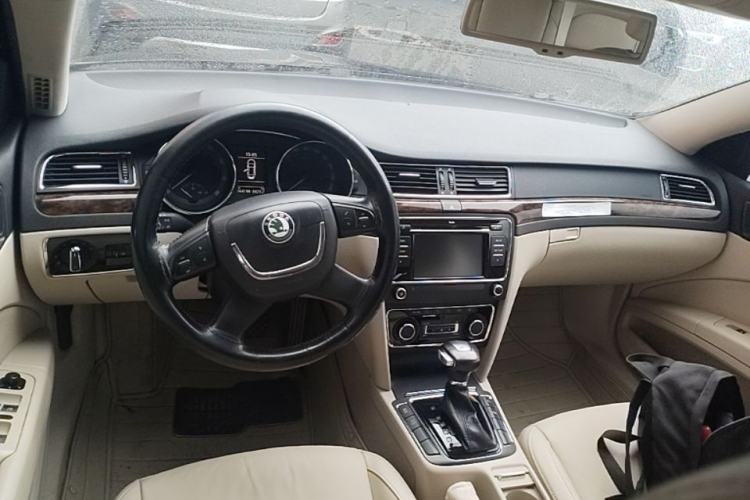 Used Skoda Superb 2012 1.8TSI Automatic Prestige Edition Steering Wheel