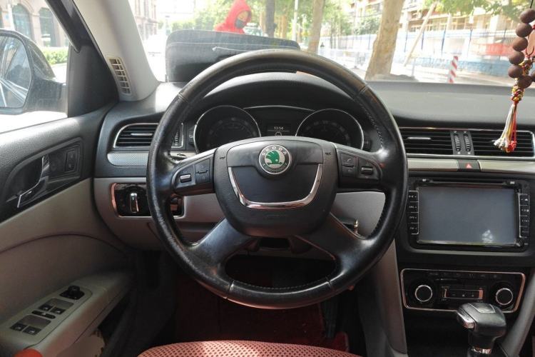 Used Skoda Superb 2012 1.8TSI Automatic Prestige Edition Steering Wheel