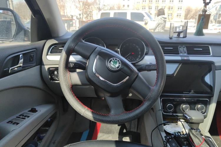 Used Skoda Superb 2012 1.8TSI Automatic Elegant Edition Steering Wheel