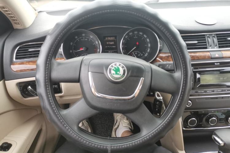 Used Skoda Superb 2012 1.8TSI Automatic Elegant Edition Steering Wheel