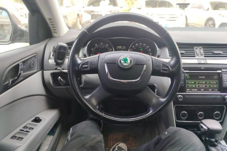 Used Skoda Superb 2012 1.8TSI Automatic Elegant Edition Steering Wheel