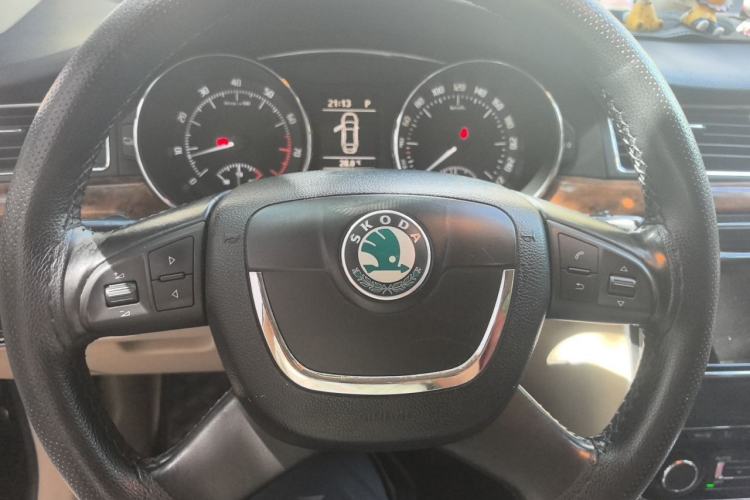 Used Skoda Superb 2012 1.8TSI Automatic Prestige Edition Steering Wheel