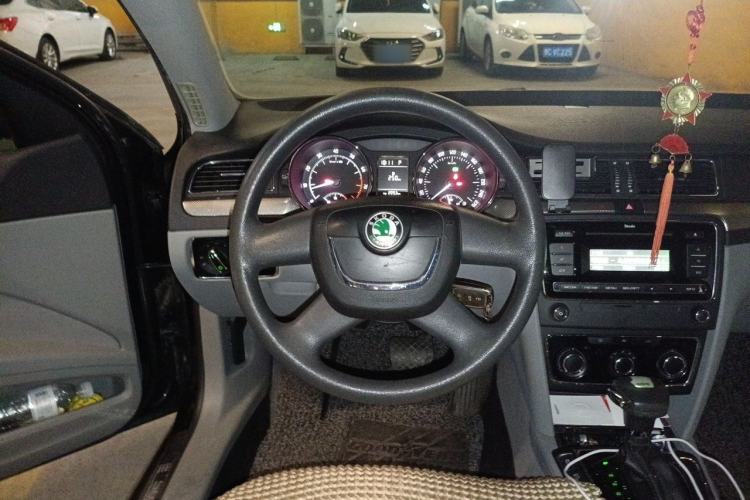 Used Skoda Superb 2012 1.4TSI DSG Zhiya Edition Steering Wheel