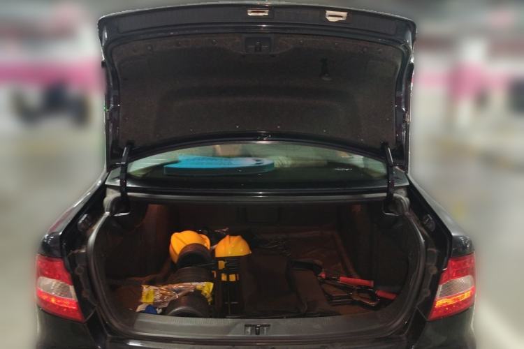Used Skoda Superb 2012 1.4TSI DSG Elegant Edition Trunk