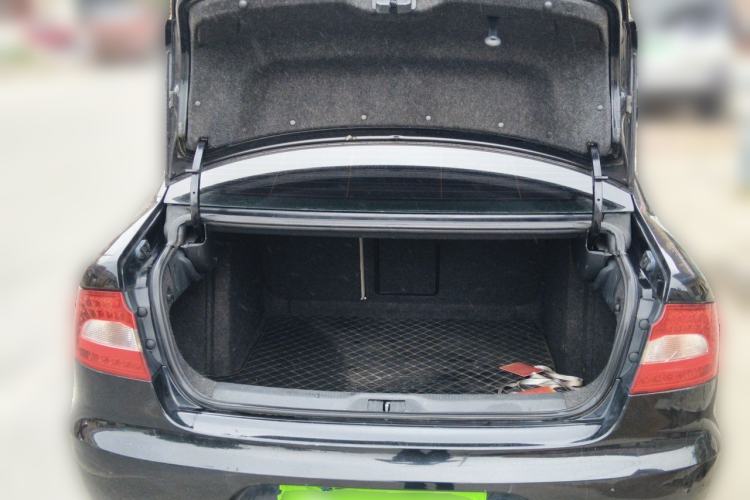 Used Skoda Superb 2012 1.4TSI DSG Zhiya Edition Trunk