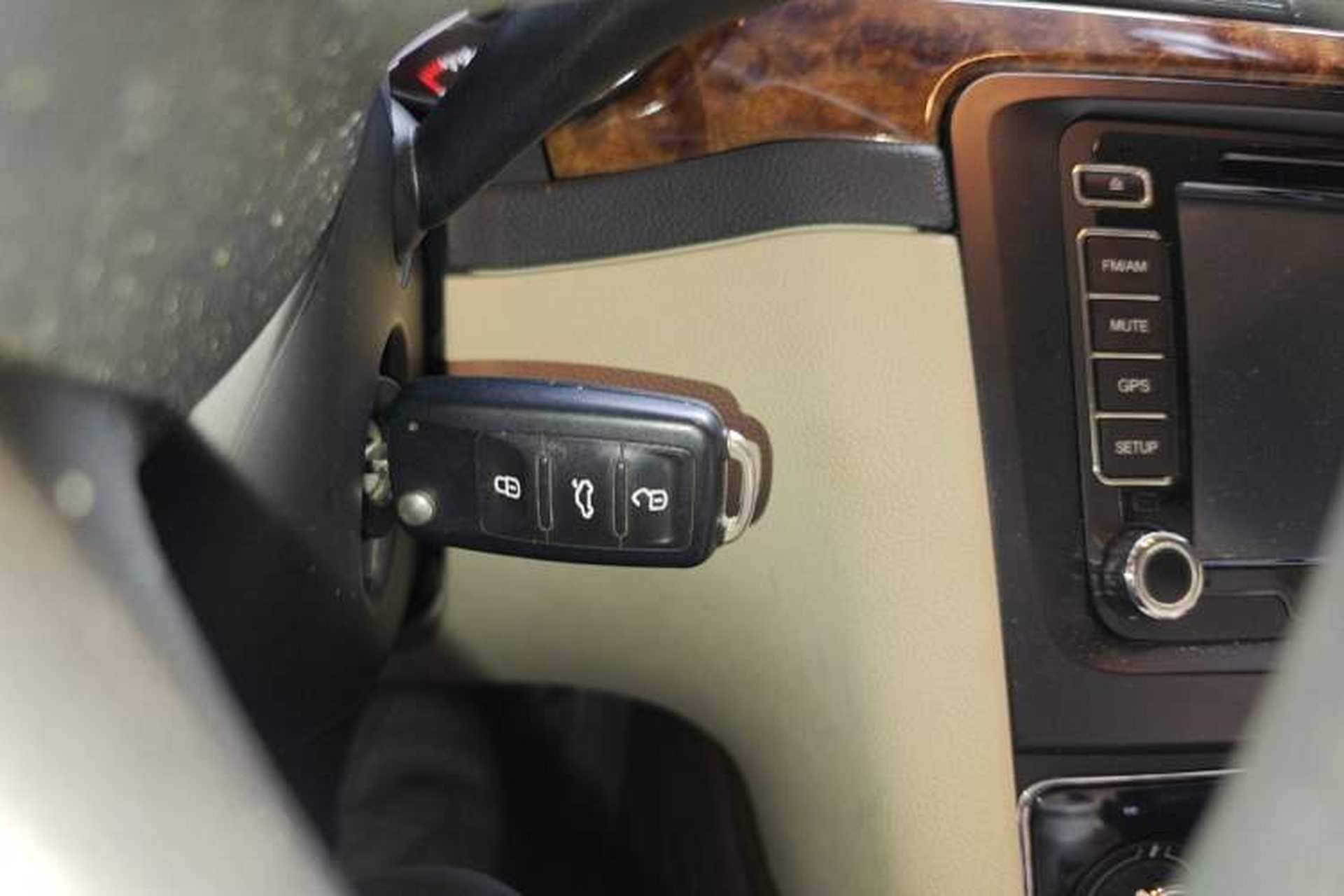 Used Skoda Superb 2012 1.8TSI Automatic Elegant Edition Vehicle Key