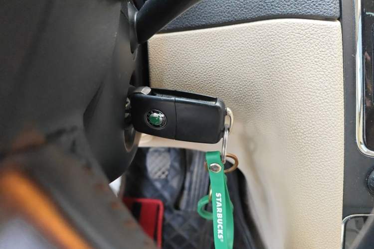 Used Skoda Superb 2012 1.8TSI Manual Elegant Edition Vehicle Key