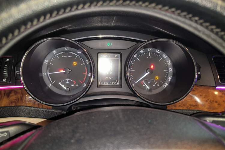 Used Skoda Superb 2012 1.8TSI Automatic Prestige Edition Instrument Cluster