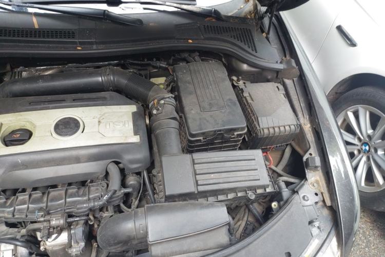 Used Skoda Superb 2012 1.8TSI Automatic Prestige Edition Engine Bay Left
