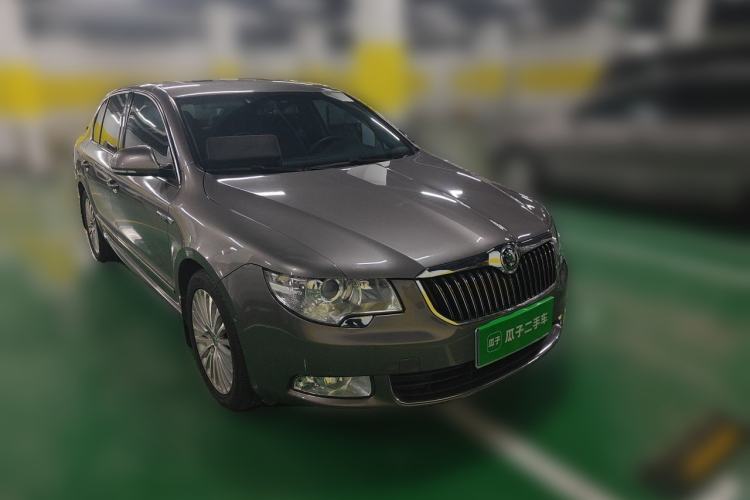 Used Skoda Superb 2012 1.4TSI DSG Zhiya Edition Front Right 45 Deg