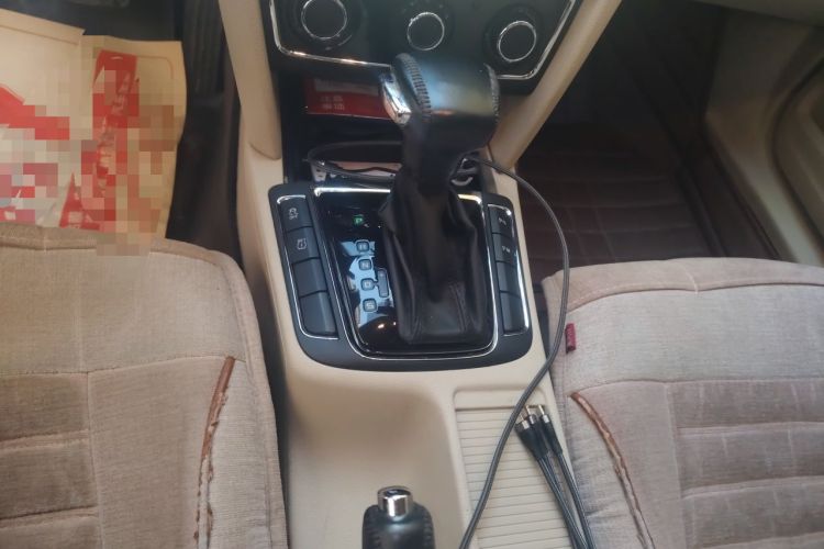Used Skoda Superb 2012 1.4TSI DSG Elegant Edition Gear Lever