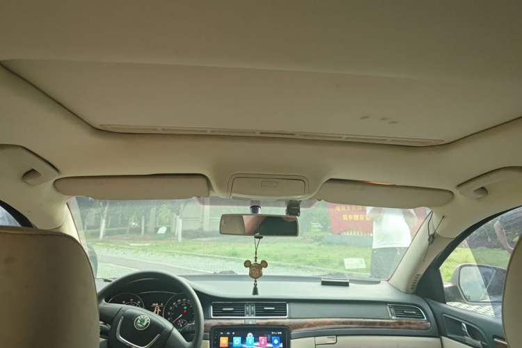 Used Skoda Superb 2012 1.8TSI Automatic Elegant Edition Headliner