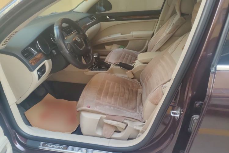 Used Skoda Superb 2012 1.4TSI DSG Elegant Edition Left Front Seat
