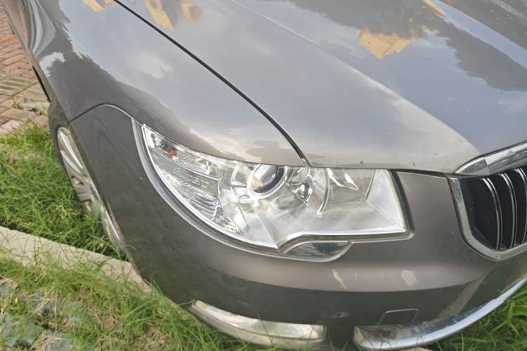 Used Skoda Superb 2012 1.8TSI Automatic Elegant Edition Right Front Headlight