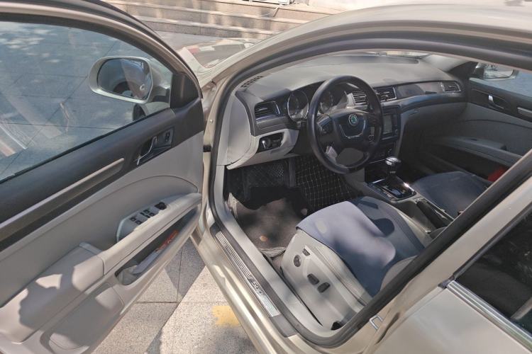 Used Skoda Superb 2012 2.0 TSI Automatic Luxury Edition Driver Seat