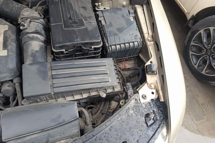 Used Skoda Superb 2012 1.8TSI Automatic Elegant Edition Engine Bay Left