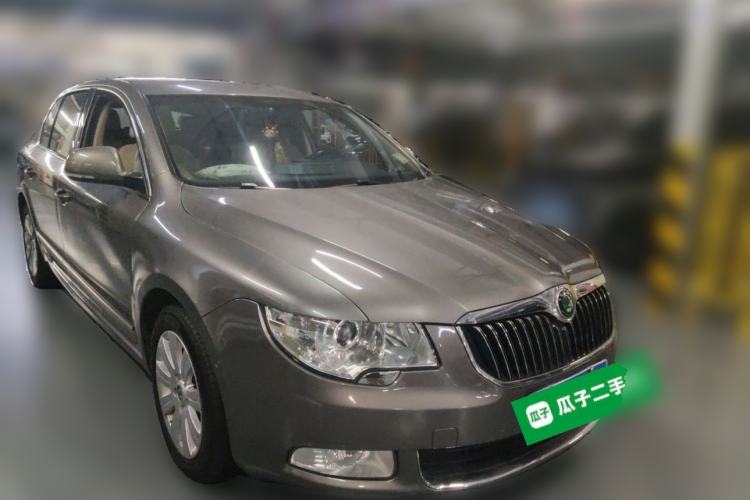 Used Skoda Superb 2012 1.4TSI DSG Elegant Edition Front Right 45 Deg