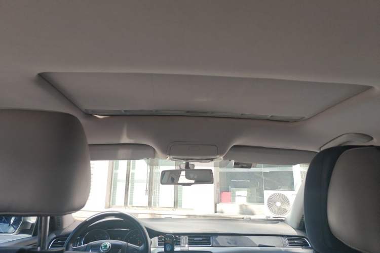 Used Skoda Superb 2012 2.0 TSI Automatic Luxury Edition Headliner
