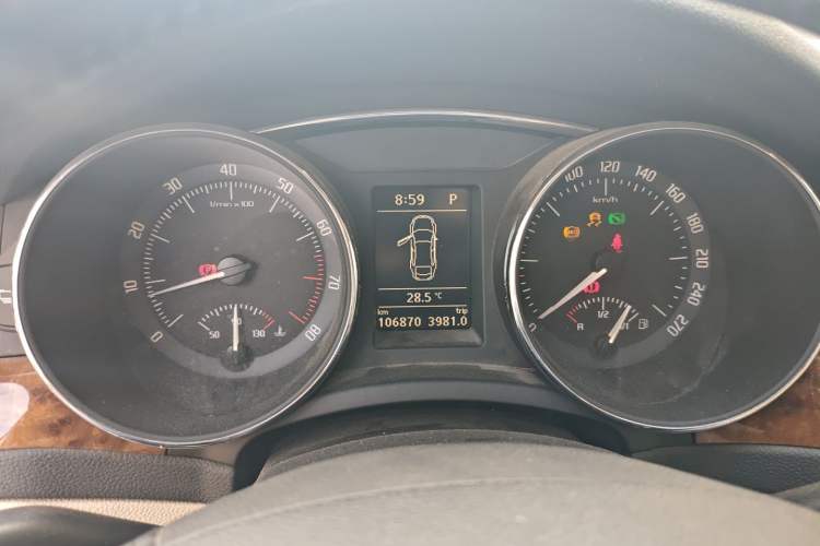 Used Skoda Superb 2012 1.8TSI Automatic Elegant Edition Instrument Cluster
