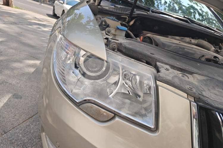 Used Skoda Superb 2012 2.0 TSI Automatic Luxury Edition Right Front Headlight