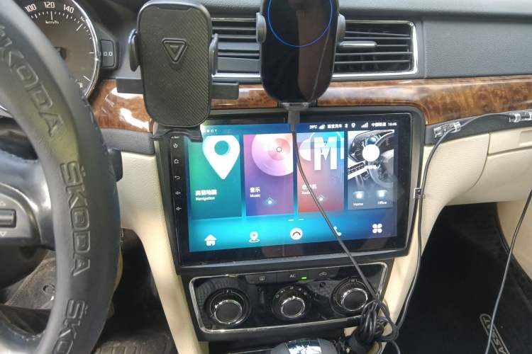 Used Skoda Superb 2012 1.4TSI DSG Elegant Edition Audio And AC Panel