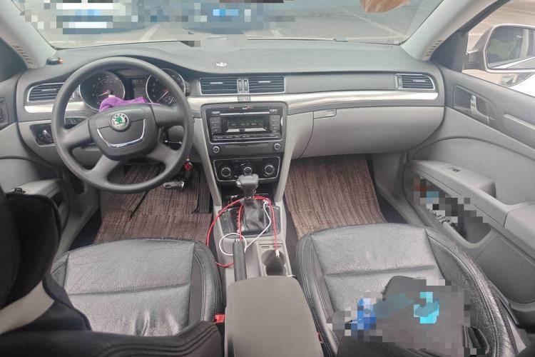 Used Skoda Superb 2012 1.4TSI DSG Zhiya Edition Center Console
