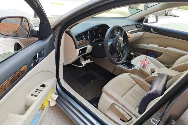 Used Skoda Superb 2012 1.8TSI Manual Elegant Edition Driver Seat