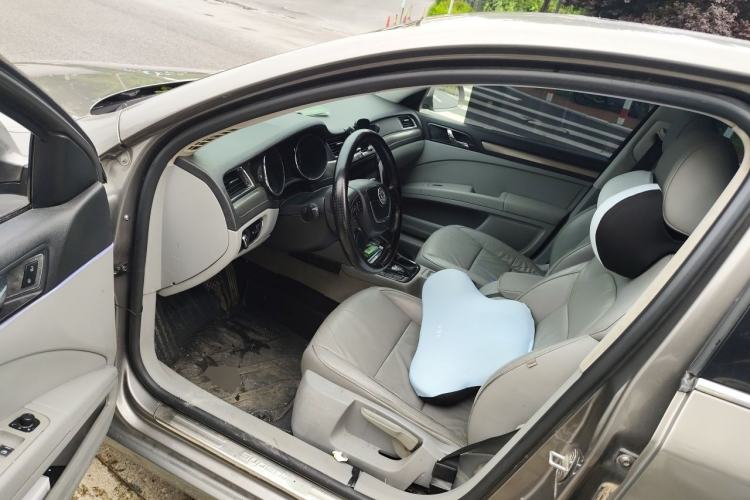 Used Skoda Superb 2012 1.8TSI Automatic Elegant Edition Driver Seat