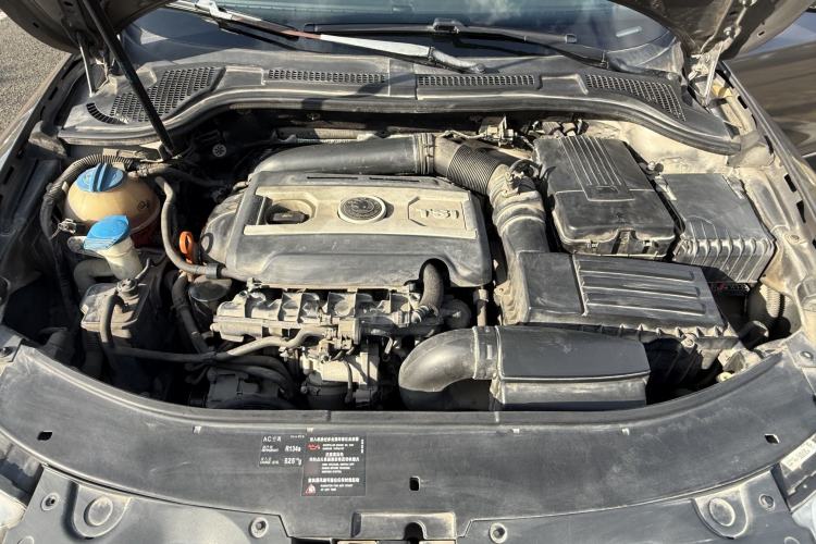 Used Skoda Superb 2012 1.8TSI Automatic Prestige Edition Engine Bay