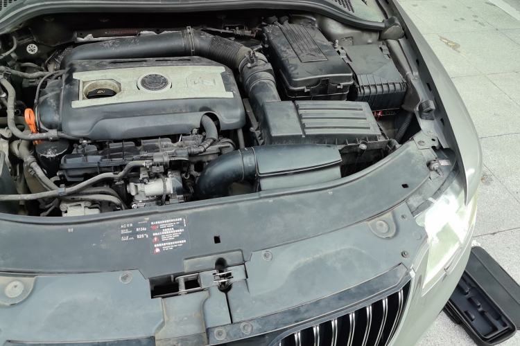 Used Skoda Superb 2012 1.8TSI Automatic Prestige Edition Engine Bay Left
