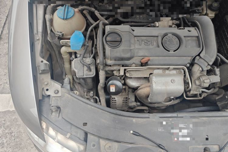 Used Skoda Superb 2012 1.4TSI DSG Zhiya Edition Engine Bay Right
