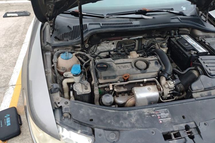 Used Skoda Superb 2012 1.4TSI DSG Zhiya Edition Engine Bay Right