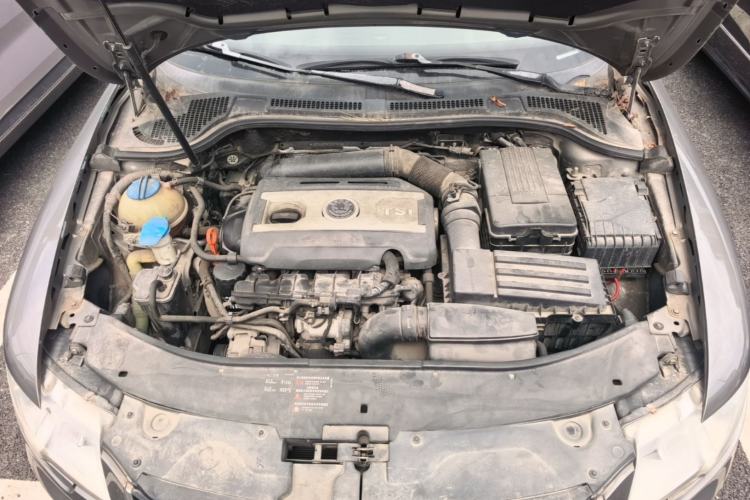 Used Skoda Superb 2012 1.8TSI Manual Elegant Edition Engine Bay