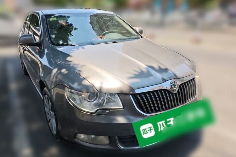 Used Skoda Superb 2012 1.8TSI Automatic Prestige Edition Front Right 45 Deg