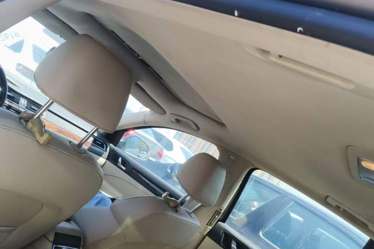 Used Skoda Superb 2012 1.8TSI Automatic Elegant Edition Headliner
