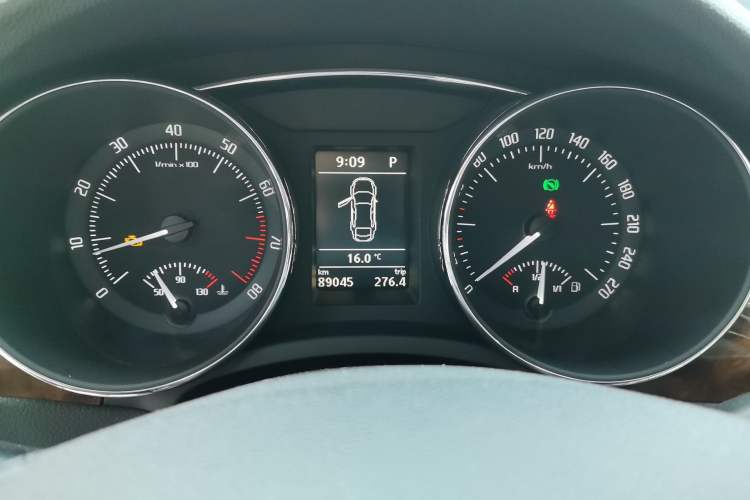 Used Skoda Superb 2012 1.8TSI Automatic Prestige Edition Instrument Cluster
