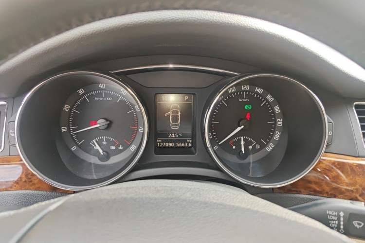 Used Skoda Superb 2012 1.8TSI Automatic Elegant Edition Instrument Cluster