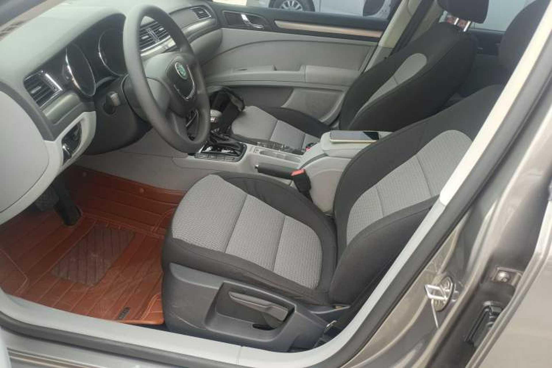 Used Skoda Superb 2012 1.4TSI DSG Zhiya Edition Left Front Seat