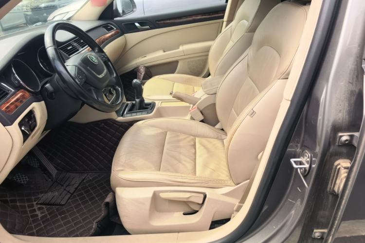 Used Skoda Superb 2012 1.8TSI Manual Elegant Edition Left Front Seat