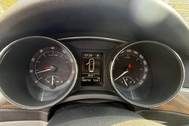 Used Skoda Superb 2012 1.8TSI Automatic Prestige Edition Odometer Close Up