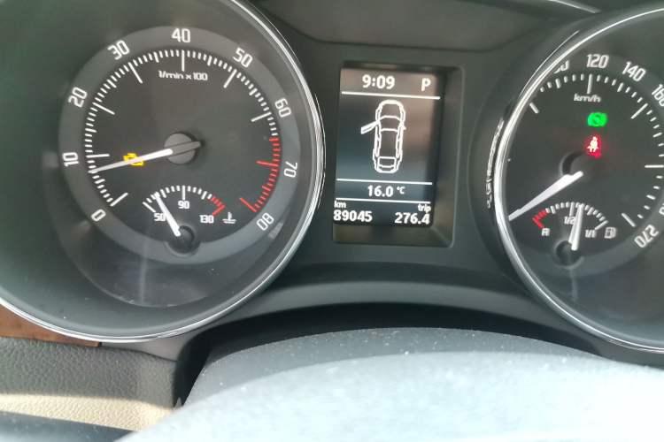 Used Skoda Superb 2012 1.8TSI Automatic Prestige Edition Odometer Close Up