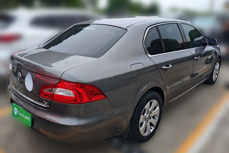 Used Skoda Superb 2012 1.4TSI DSG Zhiya Edition Rear Right 45 Deg
