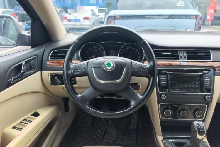 Used Skoda Superb 2012 1.8TSI Manual Elegant Edition Steering Wheel