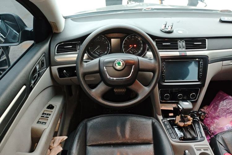 Used Skoda Superb 2012 1.4TSI DSG Zhiya Edition Steering Wheel