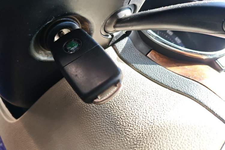 Used Skoda Superb 2012 1.8TSI Automatic Prestige Edition Vehicle Key
