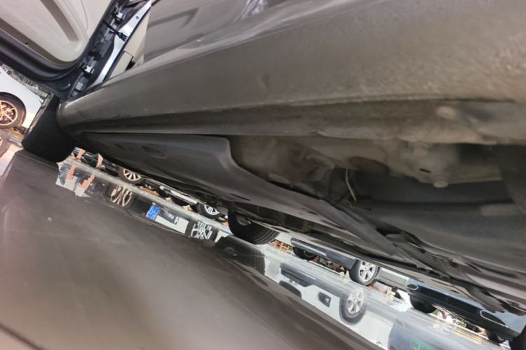 Used Skoda Superb 2012 1.4TSI DSG Elegant Edition Chassis Rear Left