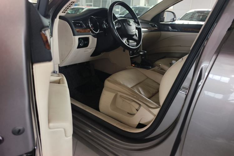 Used Skoda Superb 2012 1.4TSI DSG Elegant Edition Driver Seat