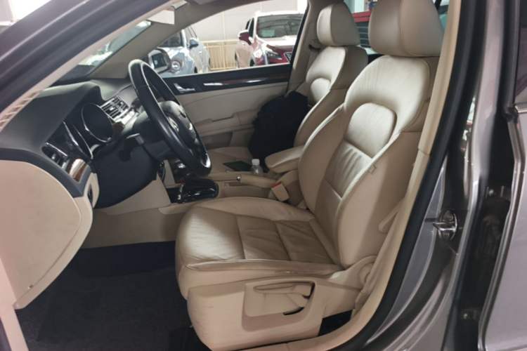 Used Skoda Superb 2012 1.4TSI DSG Elegant Edition Left Front Seat