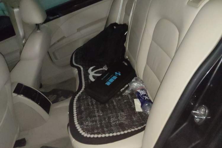 Used Skoda Superb 2012 1.8TSI Automatic Elegant Edition Left Rear Seat